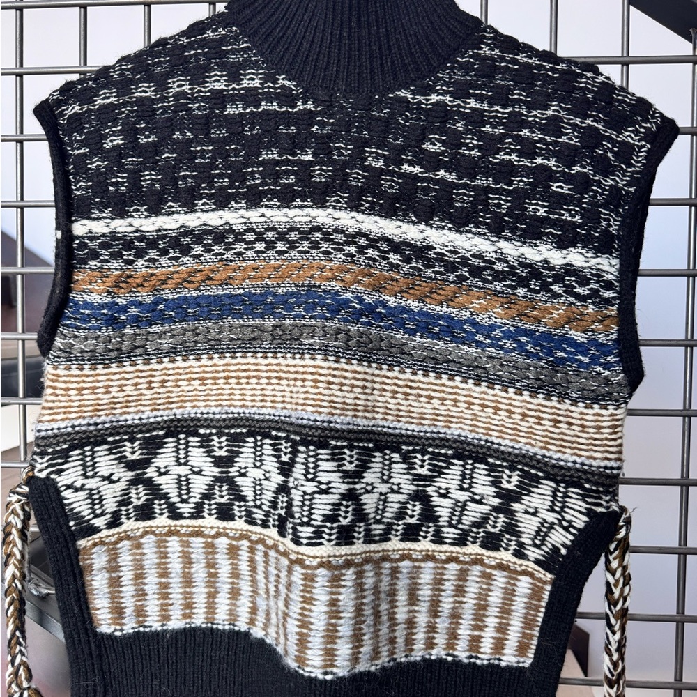 Madewell Black and Brown Patterned Turtleneck Sweater Vest_XXS